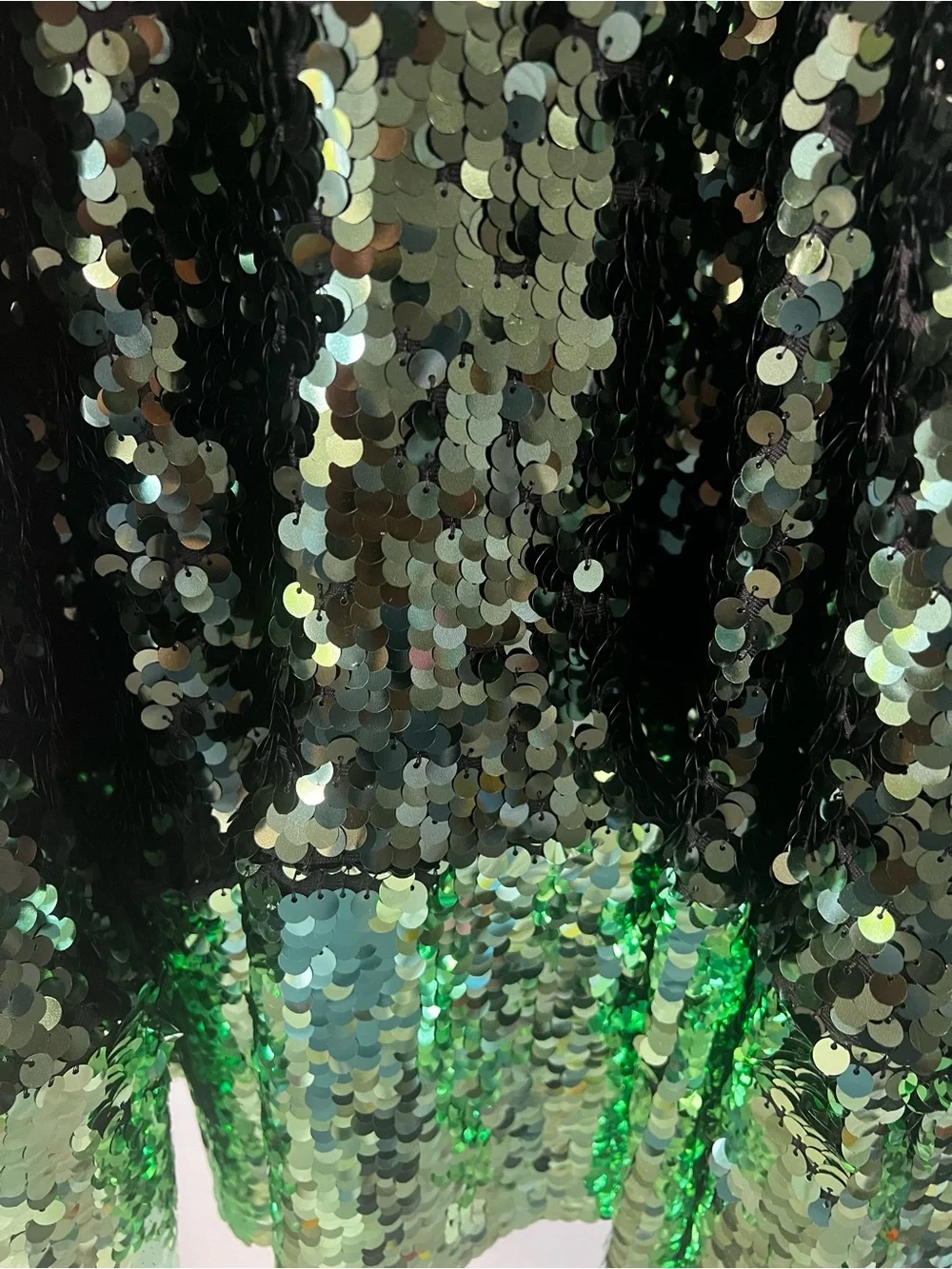 Zara NWOT Green Full Sequin V-neck A-line Midi Size XS-S wedding prom fancy